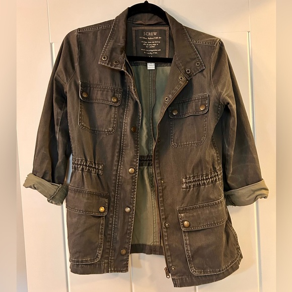 J Crew olive green relaxed boyfriend jacket with adjustable waist. - Picture 2 of 4